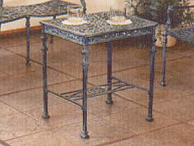 Mesa SAFI de 53x44 cm